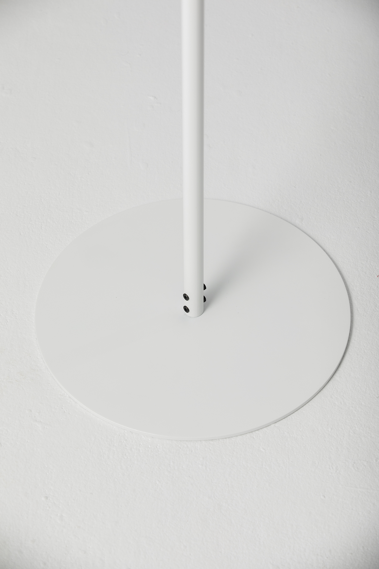 Round Standing Sign White