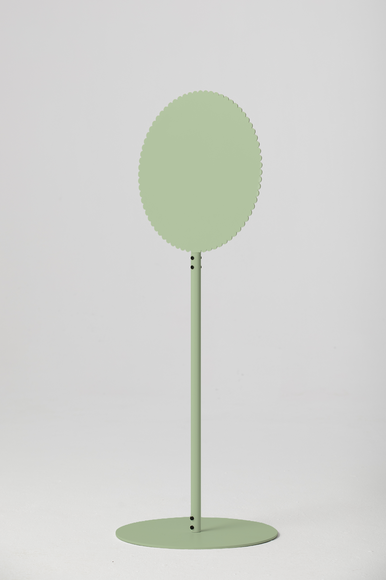 Daisy Standing Sign Matcha