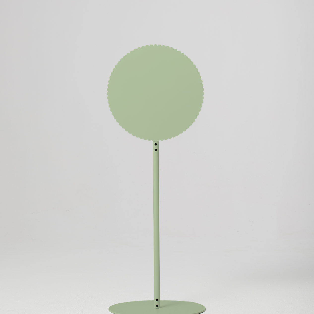 Daisy Standing Sign Matcha