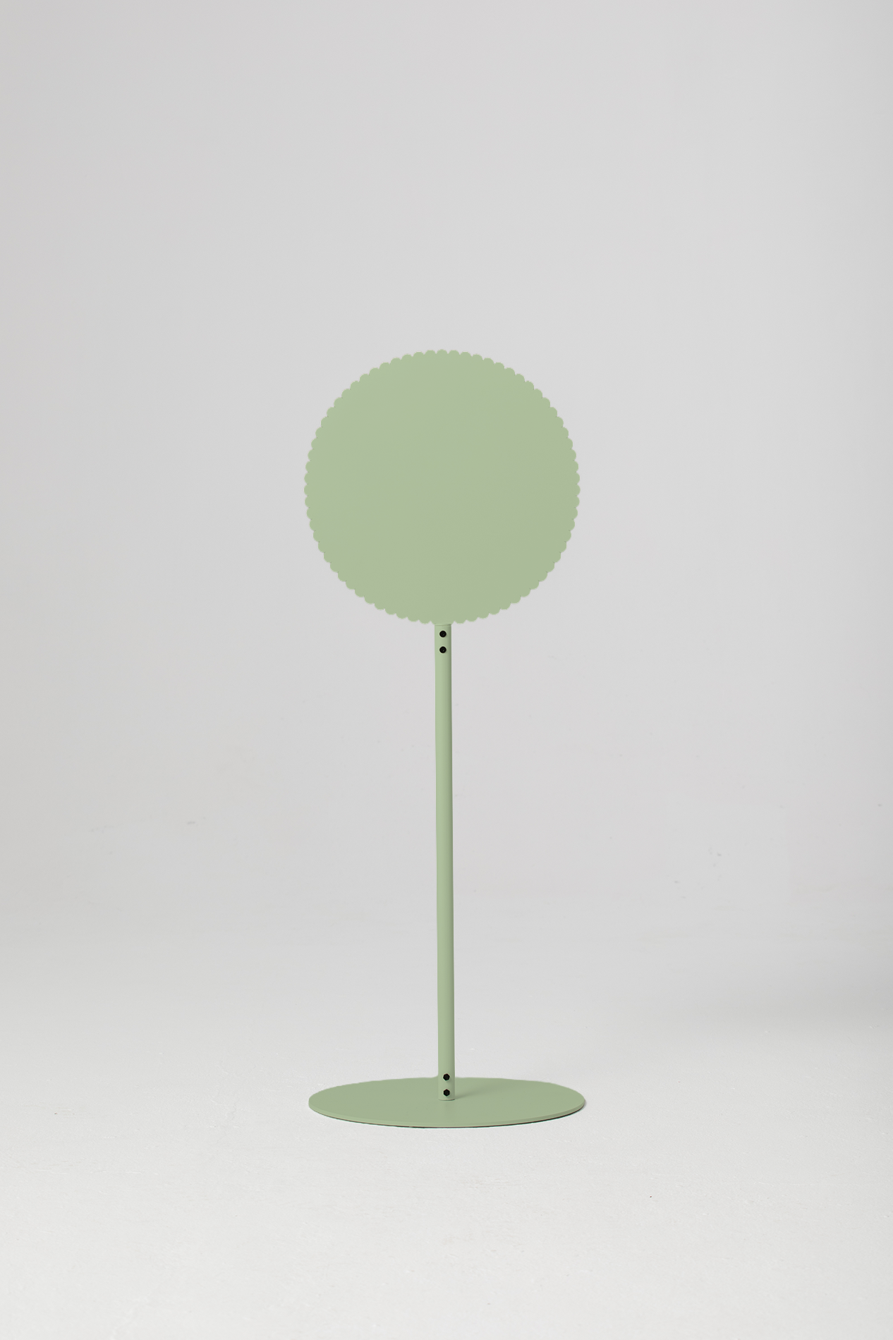 Daisy Standing Sign Matcha