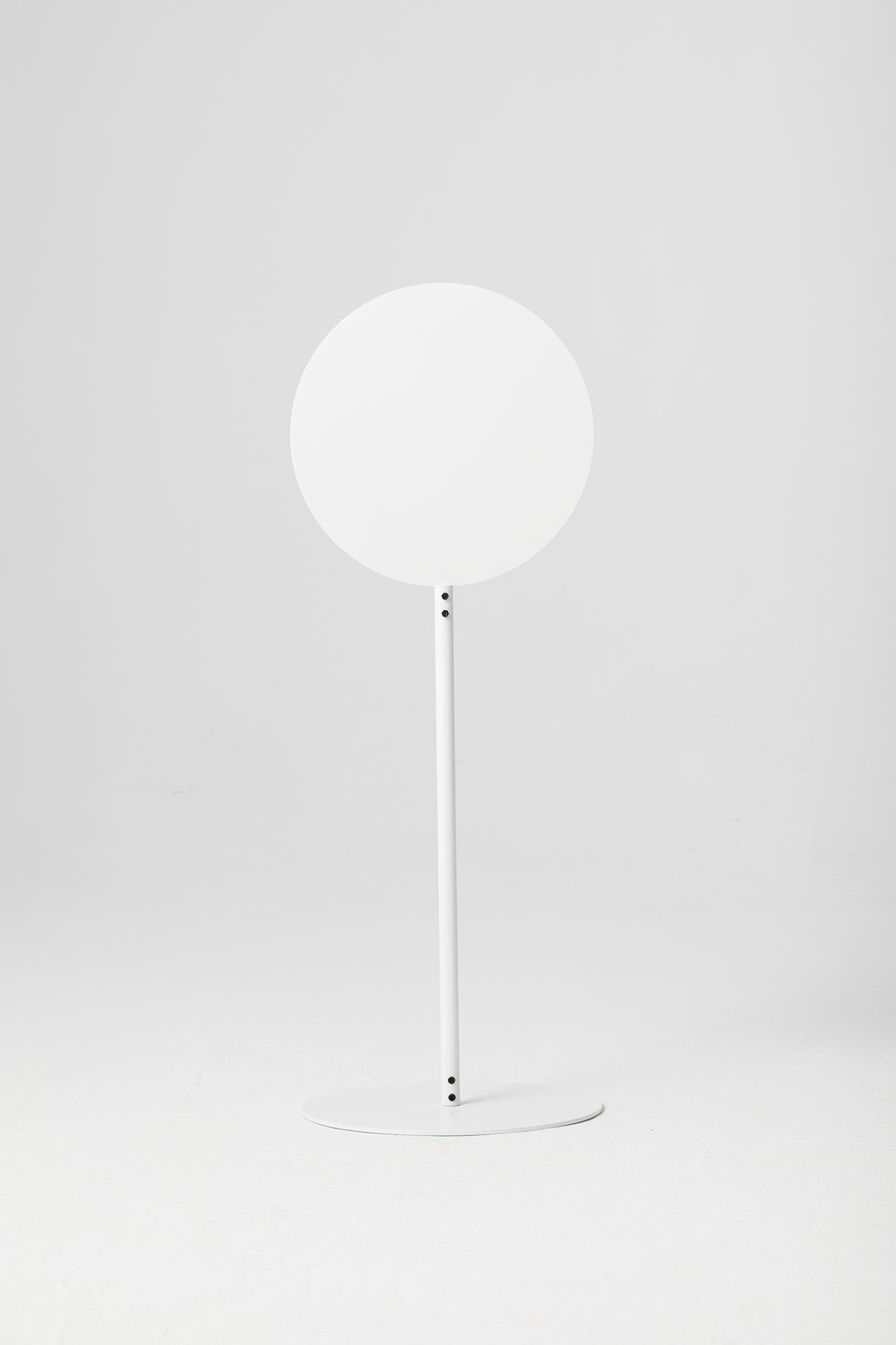 Round Standing Sign White